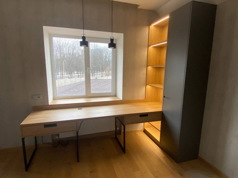 photo_5469690475964397201_y