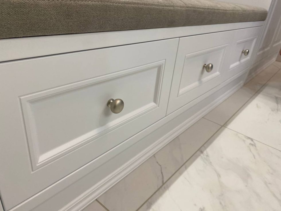 photo_5469690475964397225_y